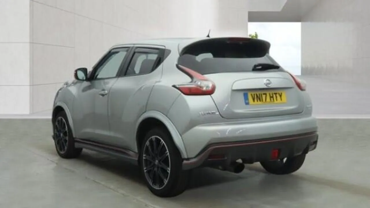 Nissan Juke 2017 photo 2