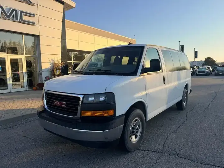 GMC Savana