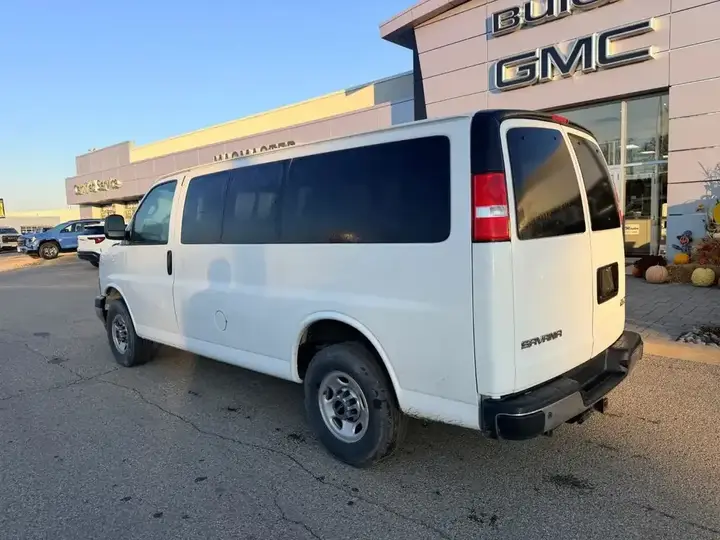 GMC Savana 2019 photo 4