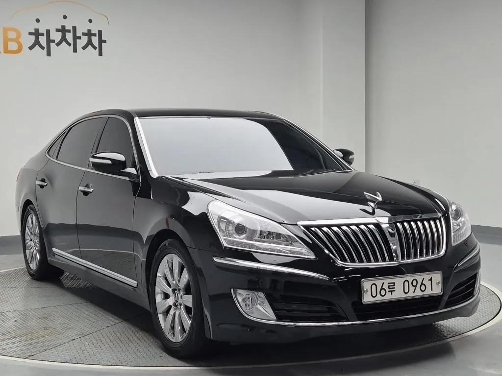 Hyundai Equus 2010 photo 4