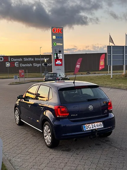 Volkswagen Polo 2011 photo 3
