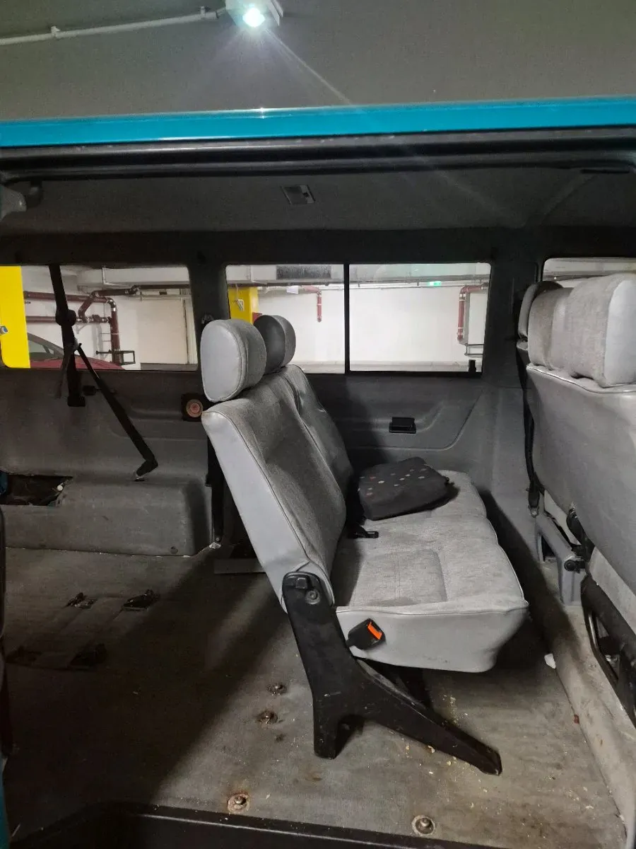 Volkswagen T4 1991 photo 3
