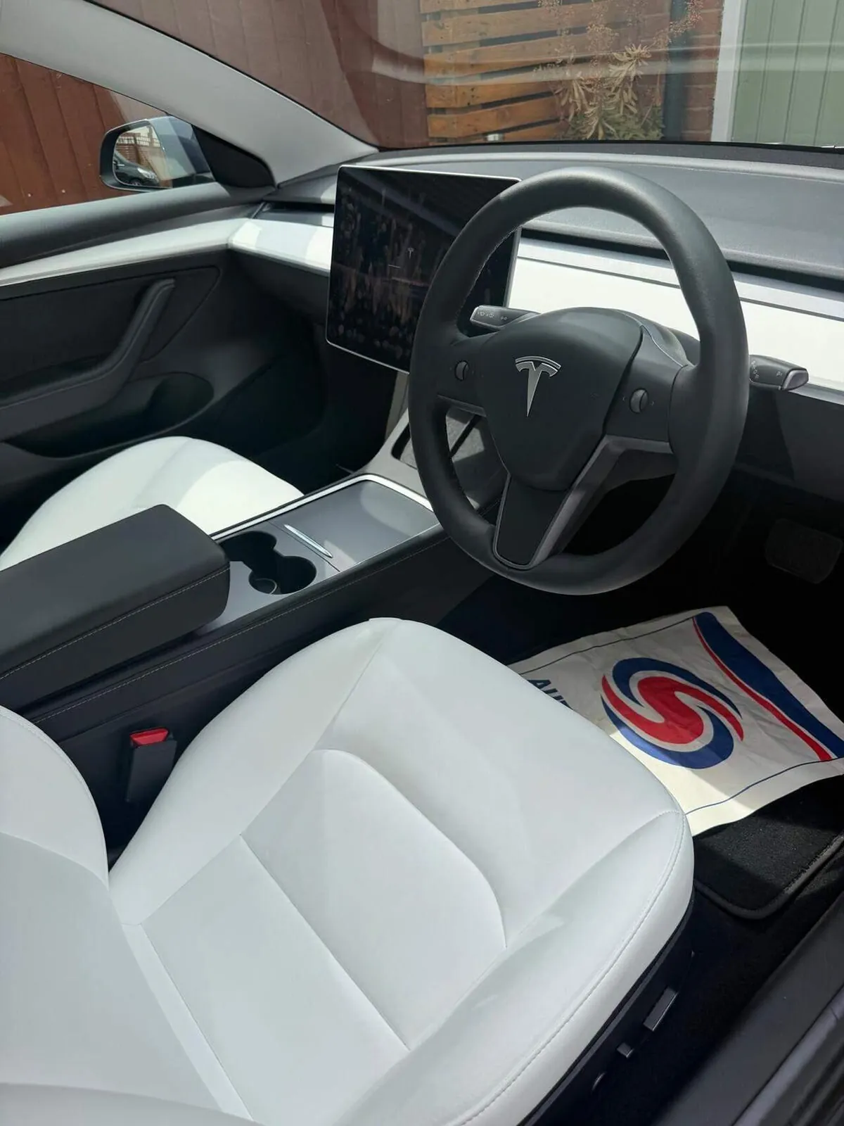 Tesla Model 3 2021 photo 3