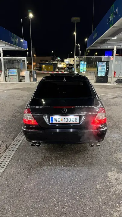 Mercedes-Benz E-Class 2005 photo 3