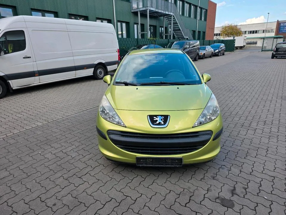 Peugeot 207