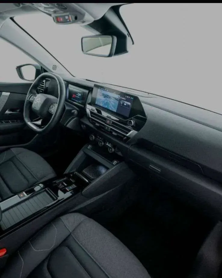 Citroen C4 2022 photo 2