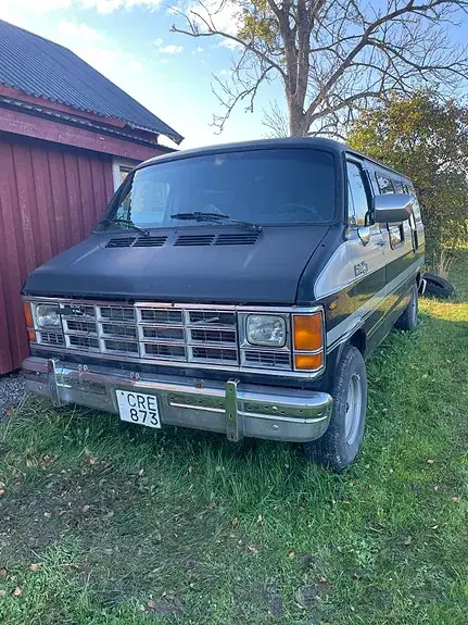 Dodge Ram 2500 1987 photo 3