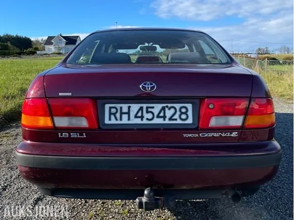 Toyota Carina 1997 photo 3