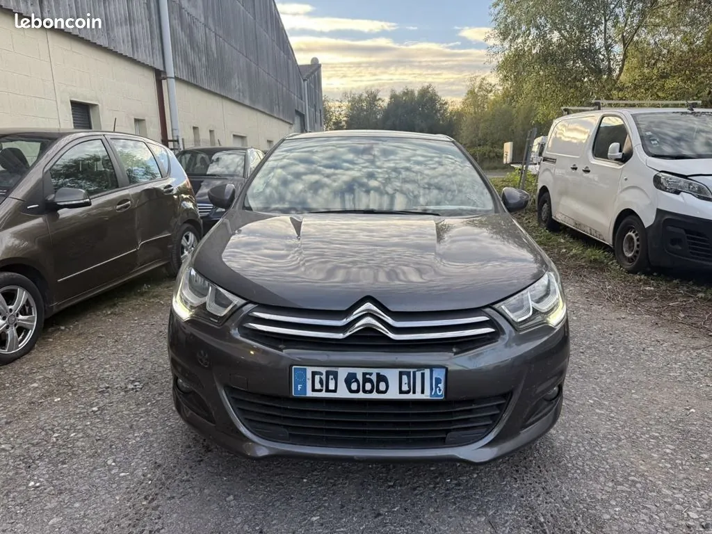 Citroen C4 2016 photo 2