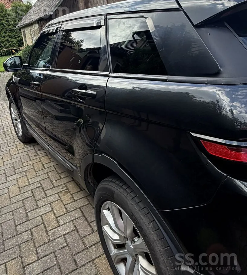 Land Rover Range Rover Evoque 2017 photo 4