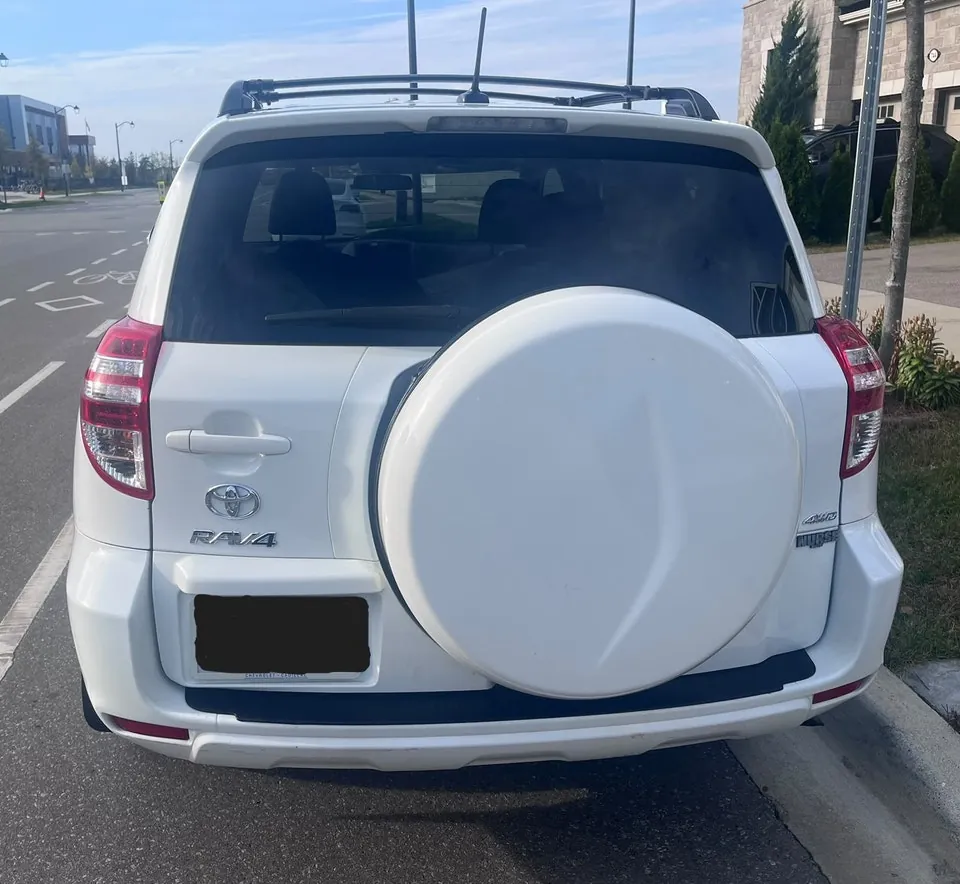 Toyota Rav4 2012 photo 3