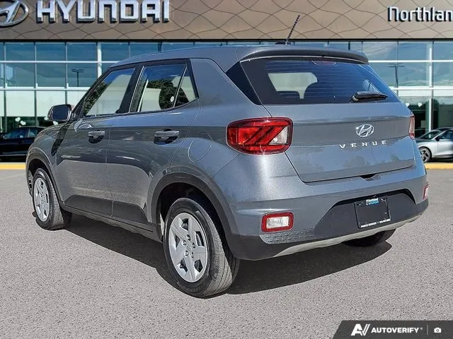 Hyundai Venue 2025 photo 3