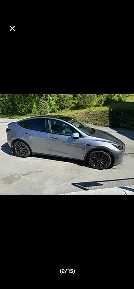 Tesla Model Y 2025 photo 2
