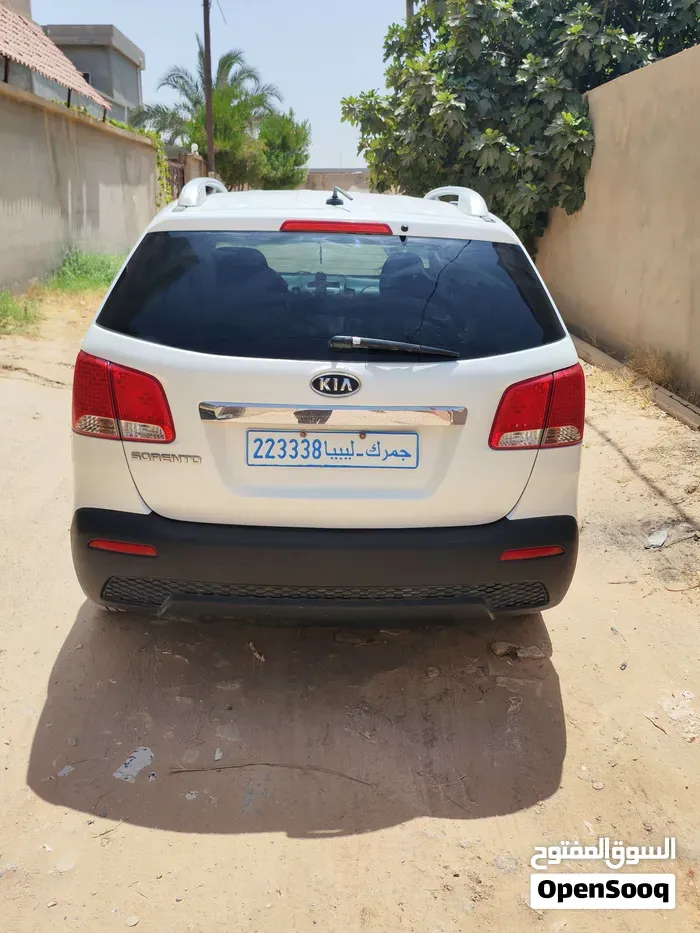 Kia Sorento 2012 photo 2