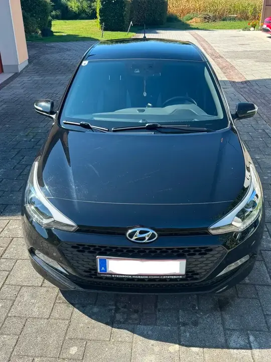 Hyundai I20 2017 photo 3