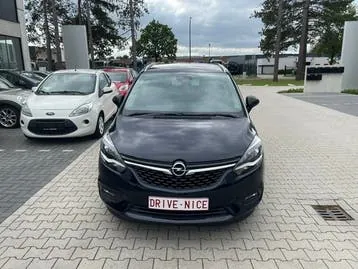 Opel Zafira 2017 photo 2