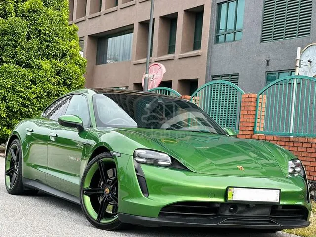 Porsche Taycan
