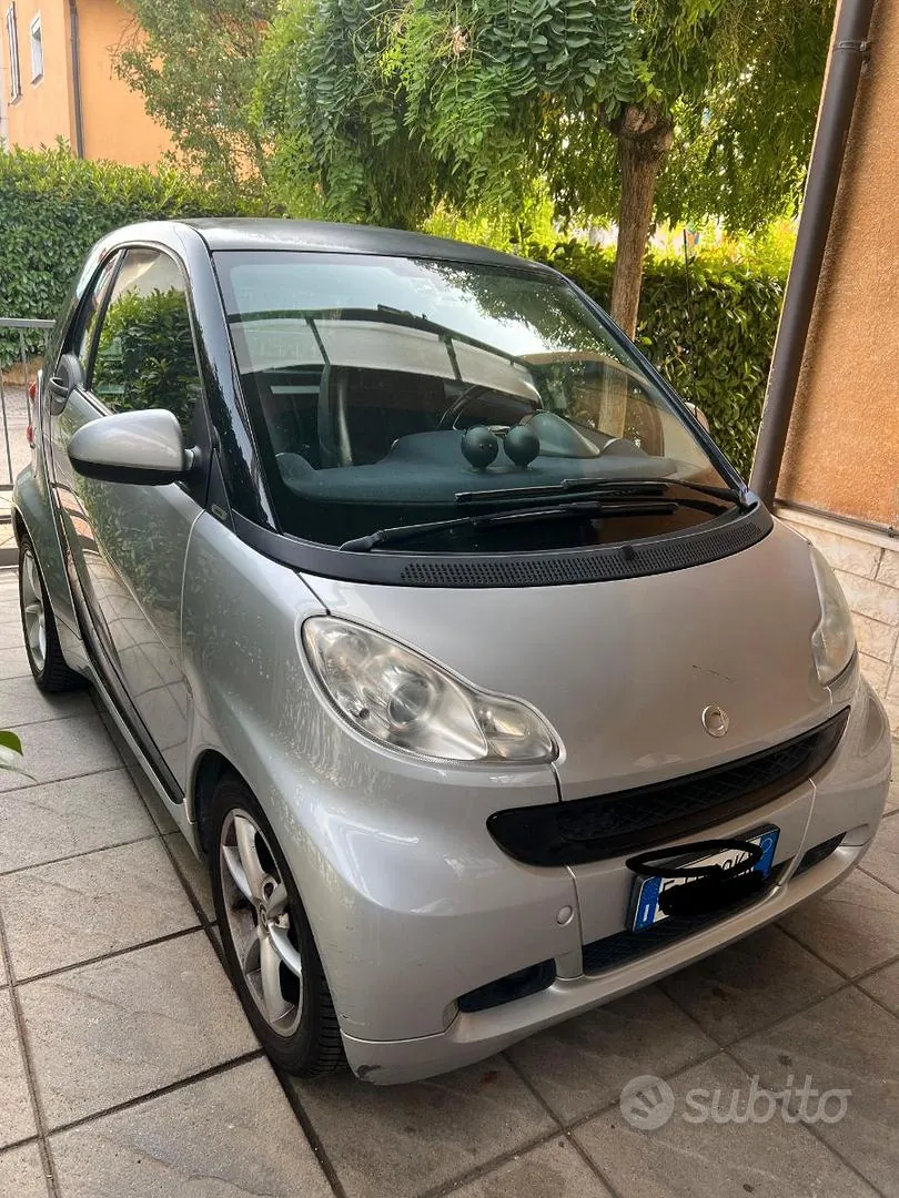 Smart Fortwo 2011 photo 3