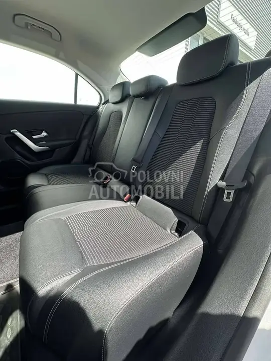 Mercedes-Benz A 180 2020 photo 5