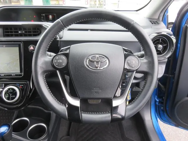 Toyota Aqua 2018 photo 3
