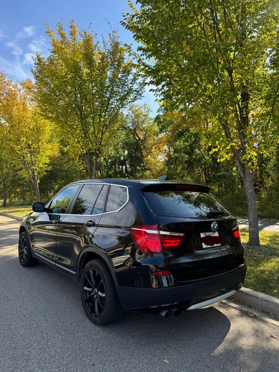 BMW X3 2011 photo 2