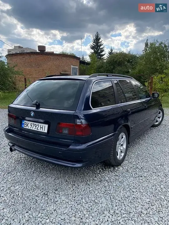 BMW 5 Series 2000 photo 4