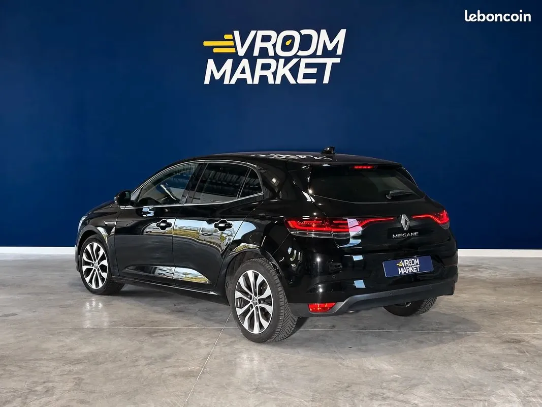 Renault Megane 2023 photo 3