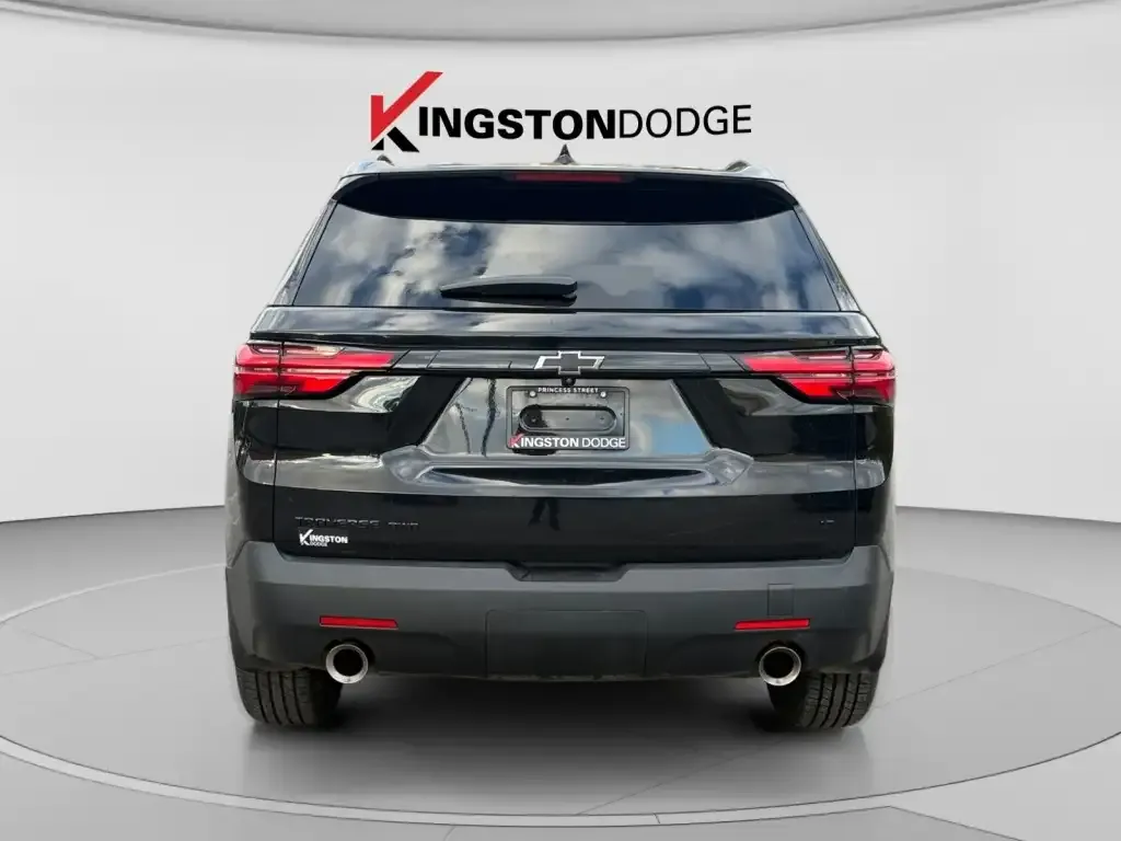 Chevrolet Traverse 2023 photo 4