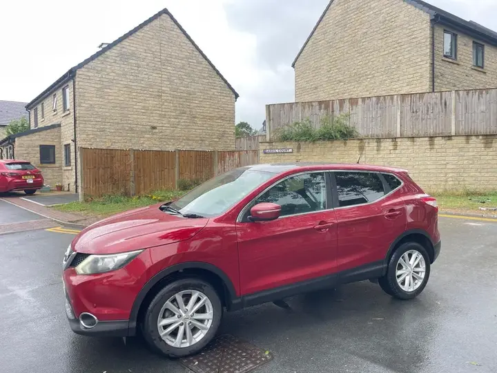 Nissan Qashqai 2014 photo 3