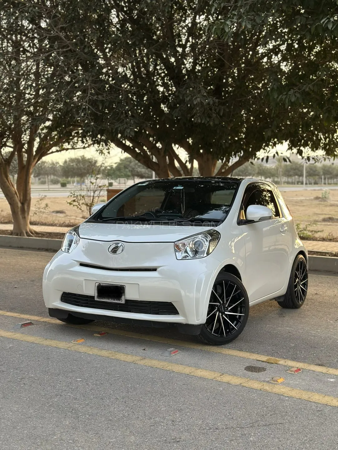 Toyota Iq