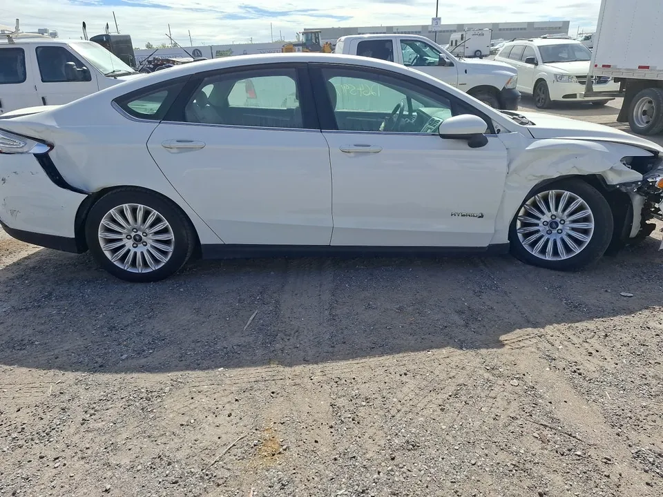Ford Fusion 2016 photo 4