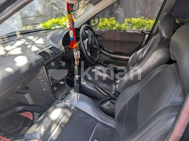 Mazda Astina 1992 photo 4