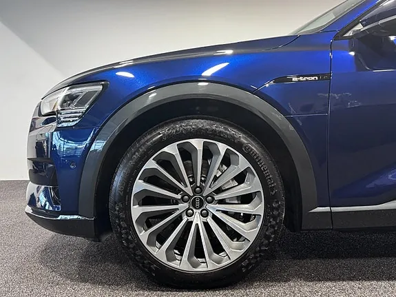 Audi E-Tron 2022 photo 2