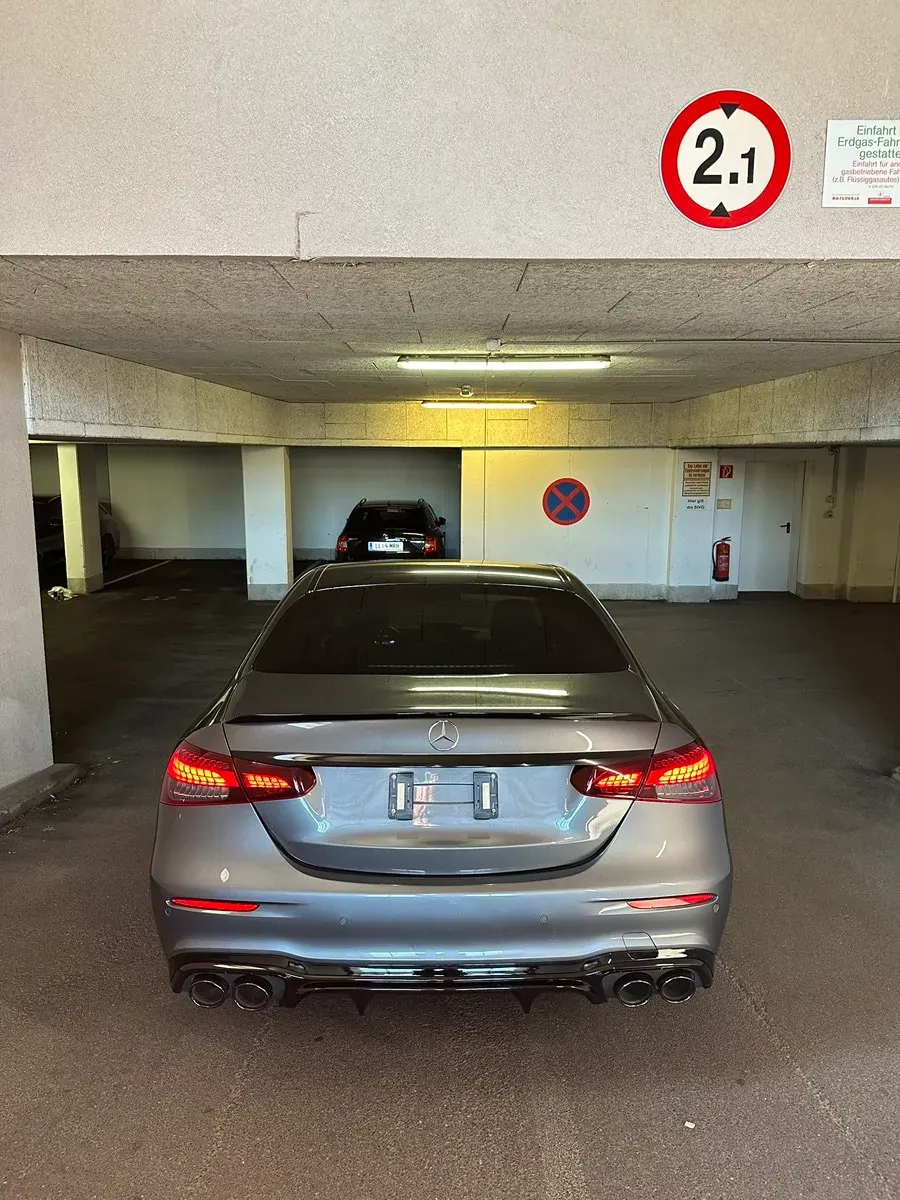 Mercedes-Benz E-Class 2021 photo 3