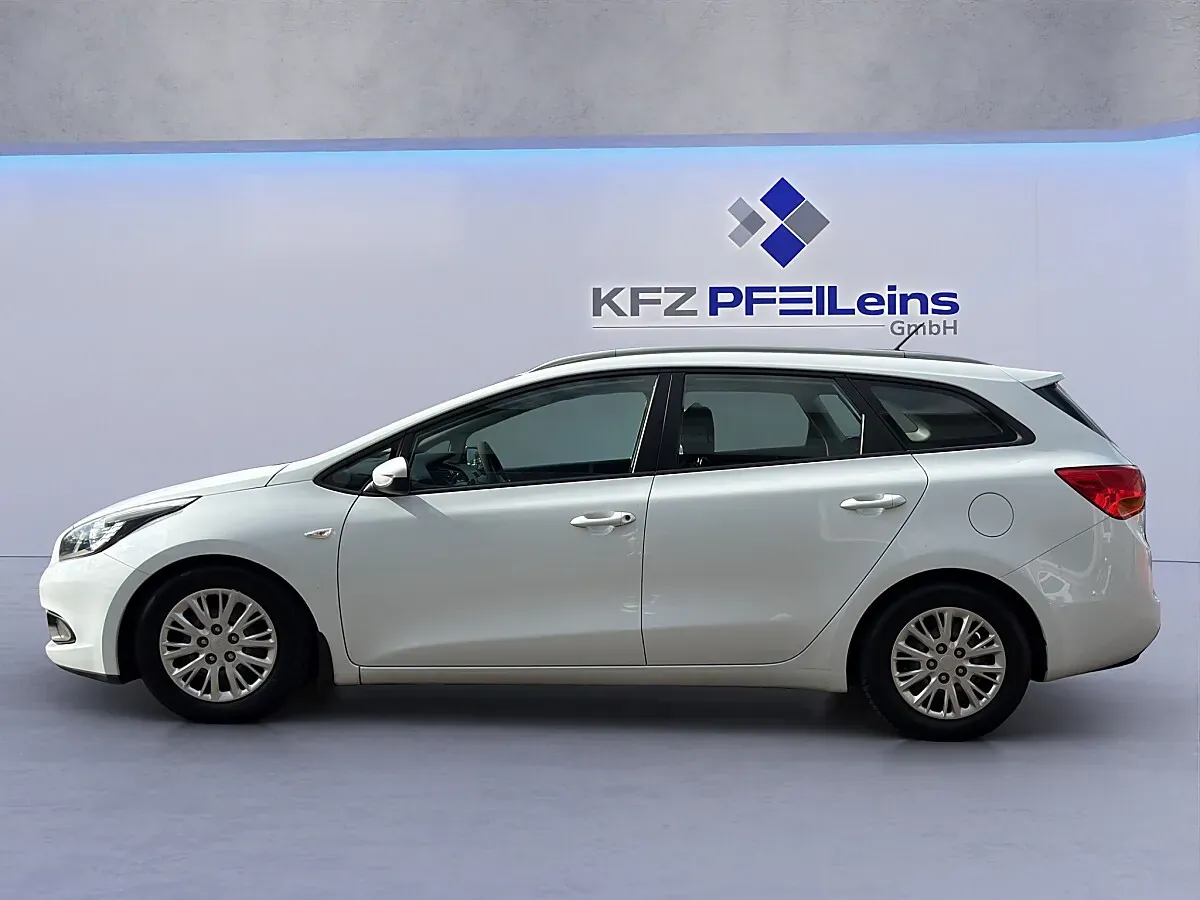 Kia Ceed 2013 photo 3