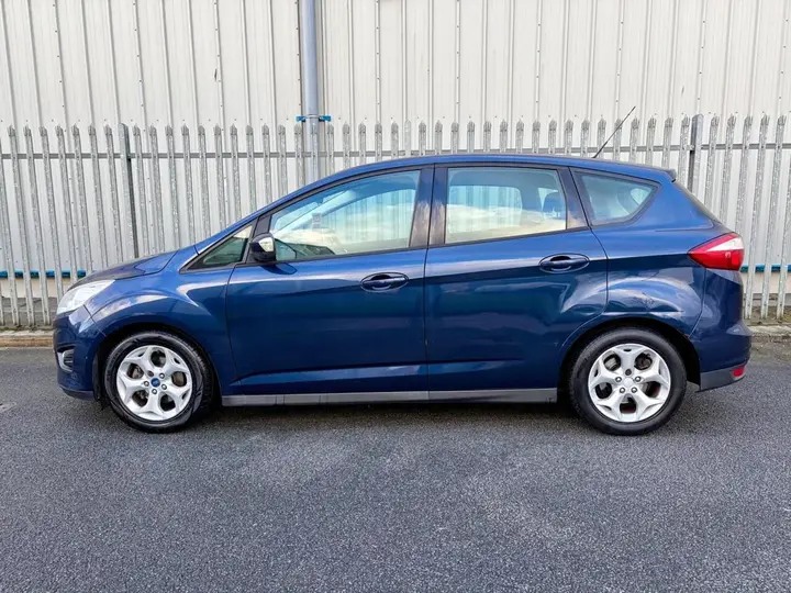 Ford C-Max 2013 photo 4