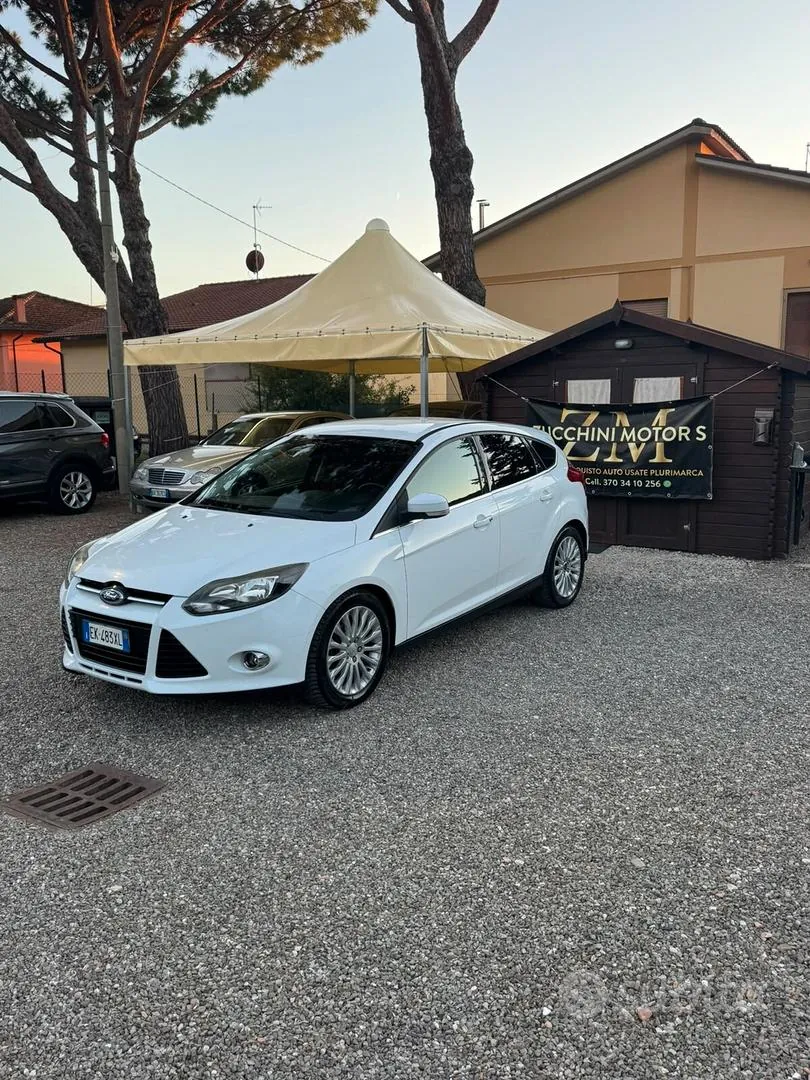 Ford Focus 2012 photo 4