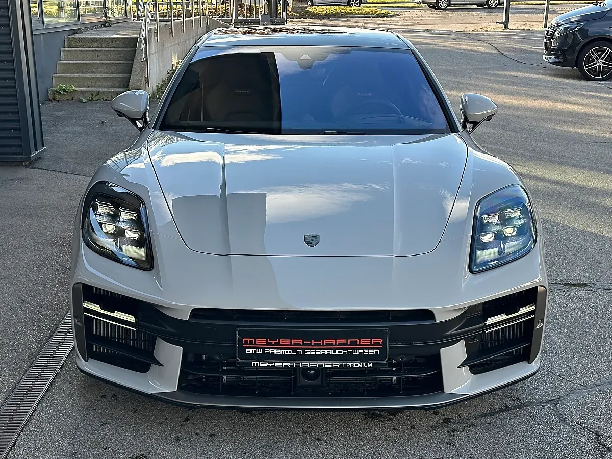 Porsche Panamera 2026 photo 3