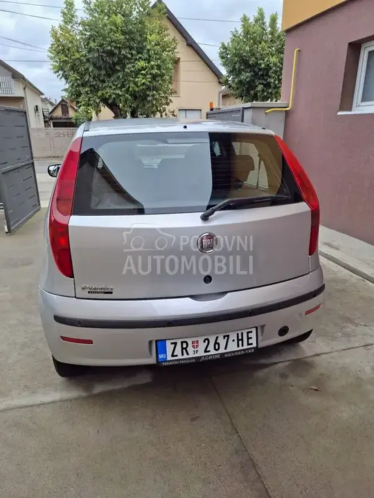 Fiat Punto 2010 photo 4