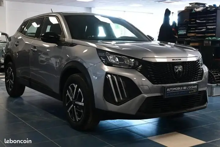 Peugeot 2008 2025 photo 3