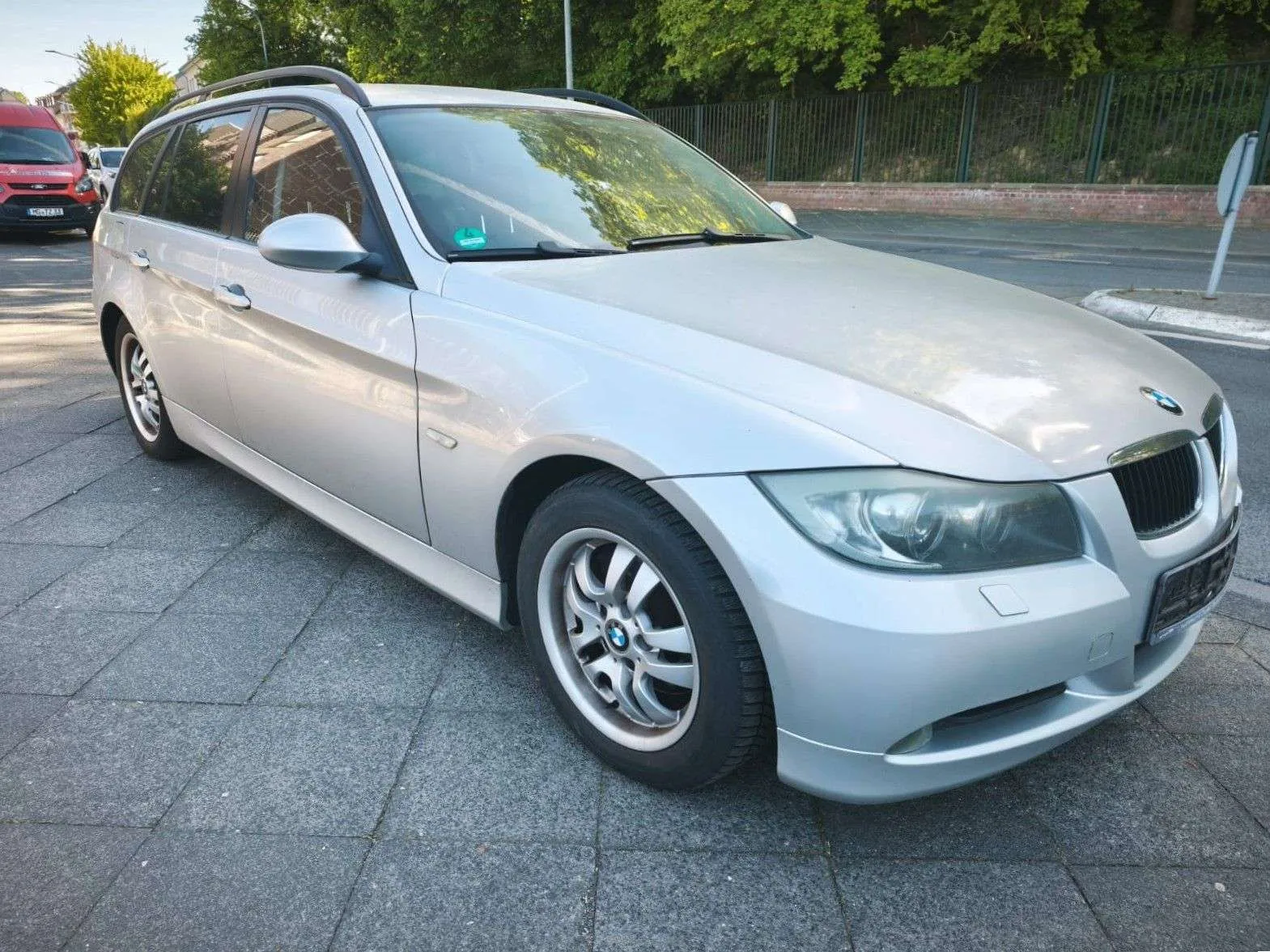BMW 320I 2008 photo 3