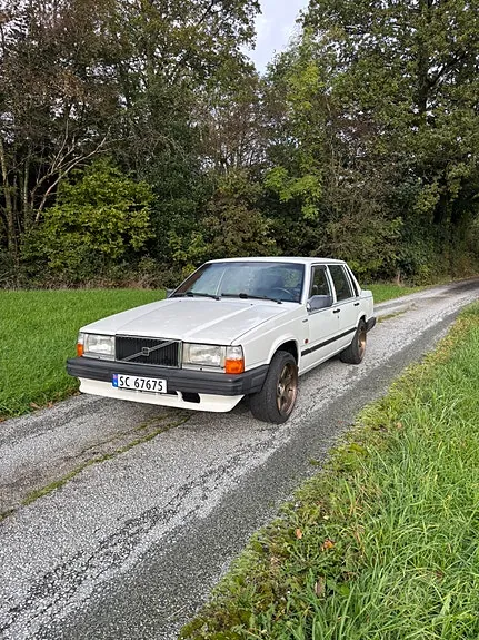Volvo 740 1988 photo 2