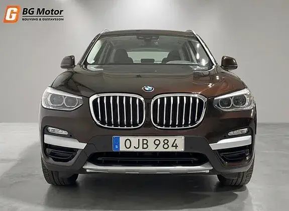 BMW X3 2018 photo 2