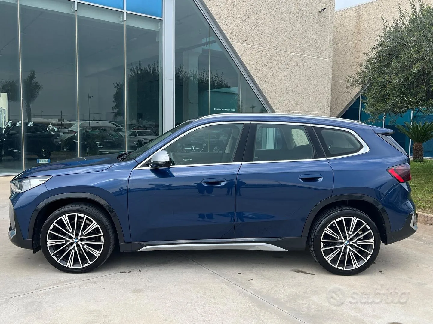 BMW X1 2023 photo 2