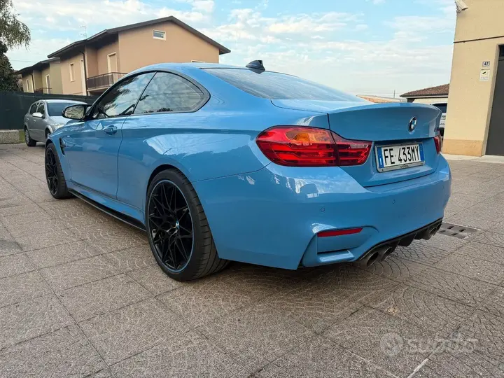 BMW M4 2016 photo 4