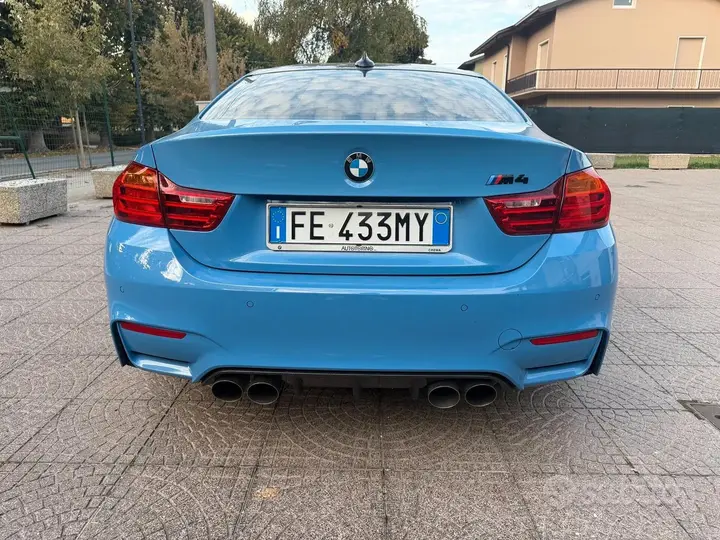 BMW M4 2016 photo 5