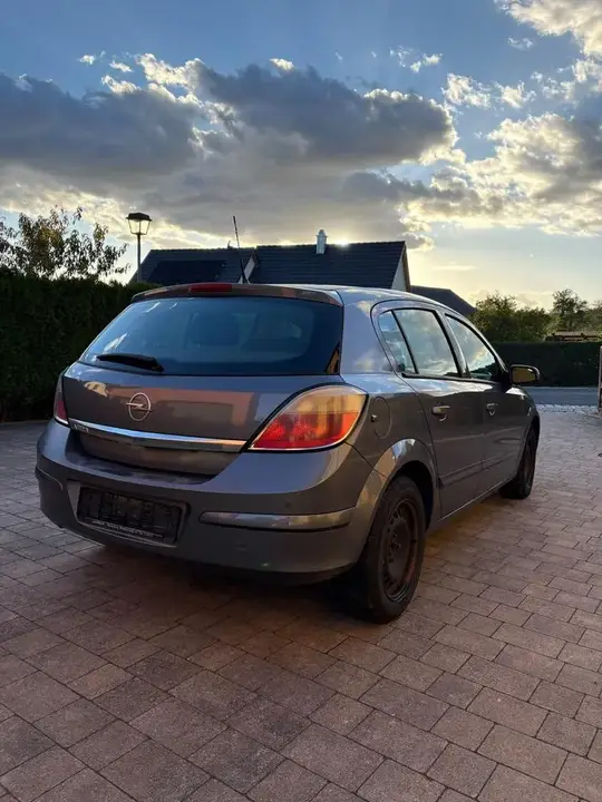 Opel Astra H