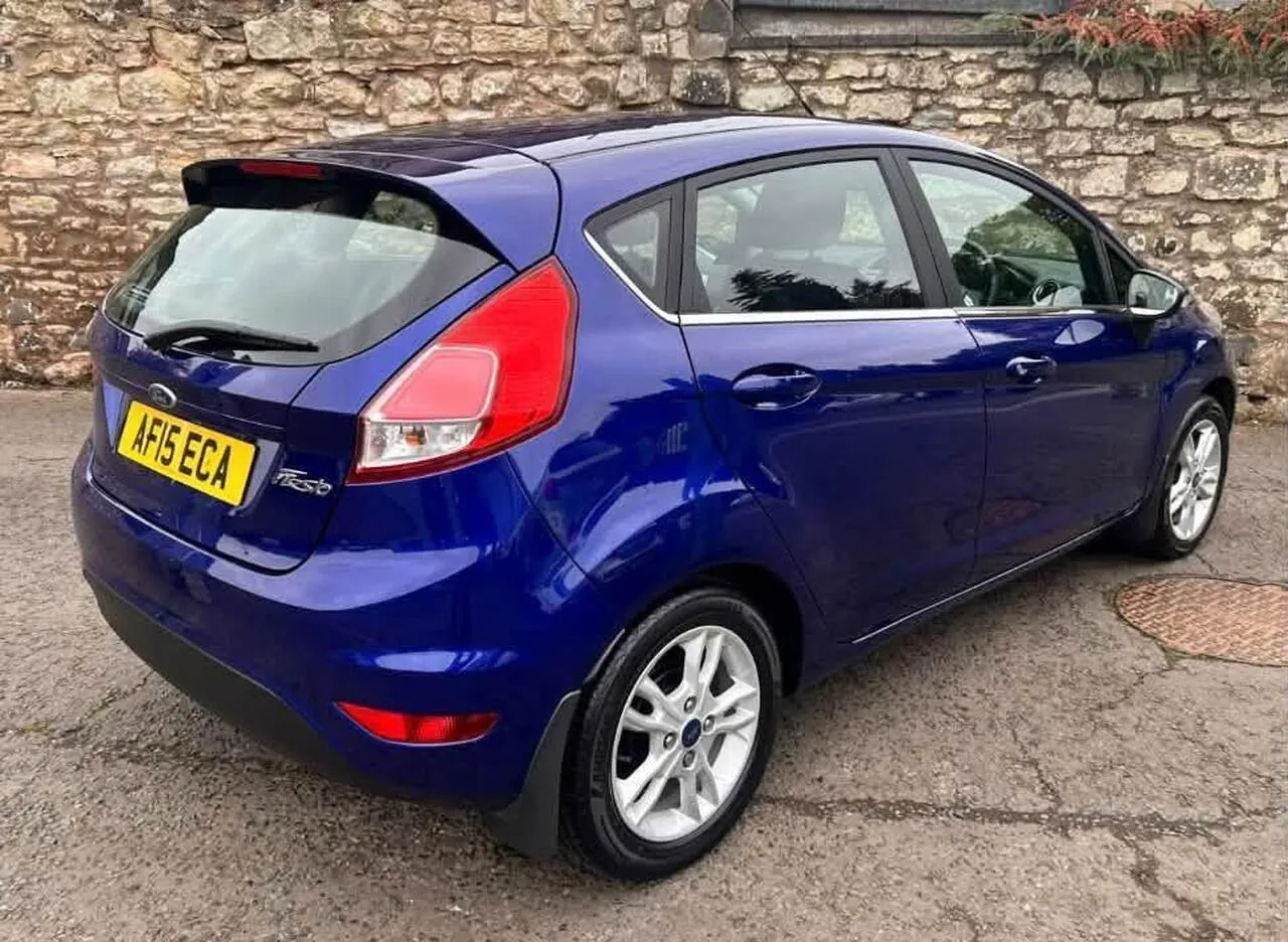 Ford Fiesta 2015 photo 4
