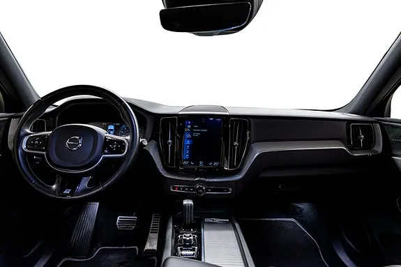 Volvo Xc60 2020 photo 4
