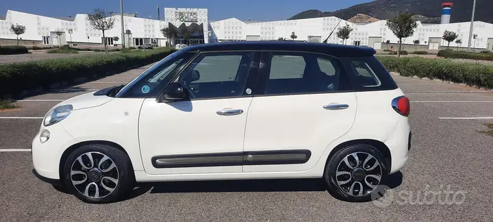 Fiat 500L 2012 photo 2